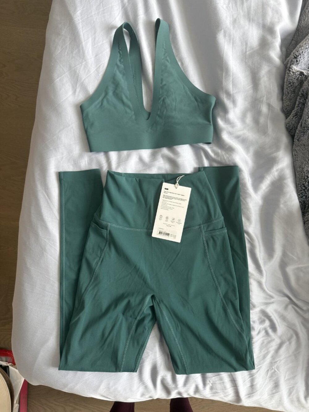 LSKD Set: Elixir Pocket Leggings S NWT + Bend & FLX Plunge Bra XS Teal - Picture 2 of 11